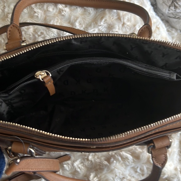 Authentic DKNY leather satchel multi pockets - Picture 2 of 4